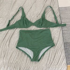 Medium bottom, large top UO swimsuit